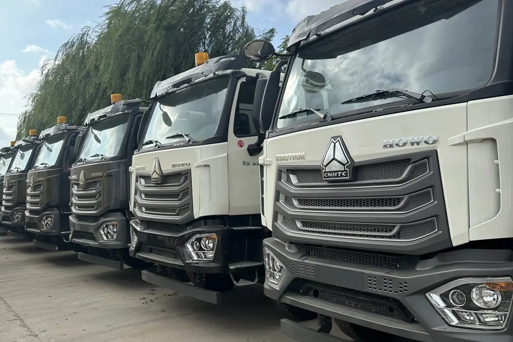 Discount 2019-2024 Sinotruk HOWO Nx 371HP Trailer Head Truck 4X2.6X4 Sino Hohan 400HP 6/10 Wheels 20-60 Tons Sand Tractor Truck Pricelist, Service