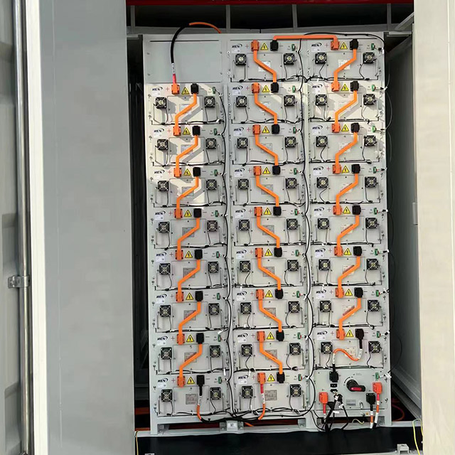 Containerized Battery Energy Storage Systems (BESS) for Renewable Energy