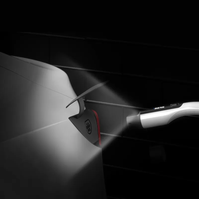 Charger Detail 1