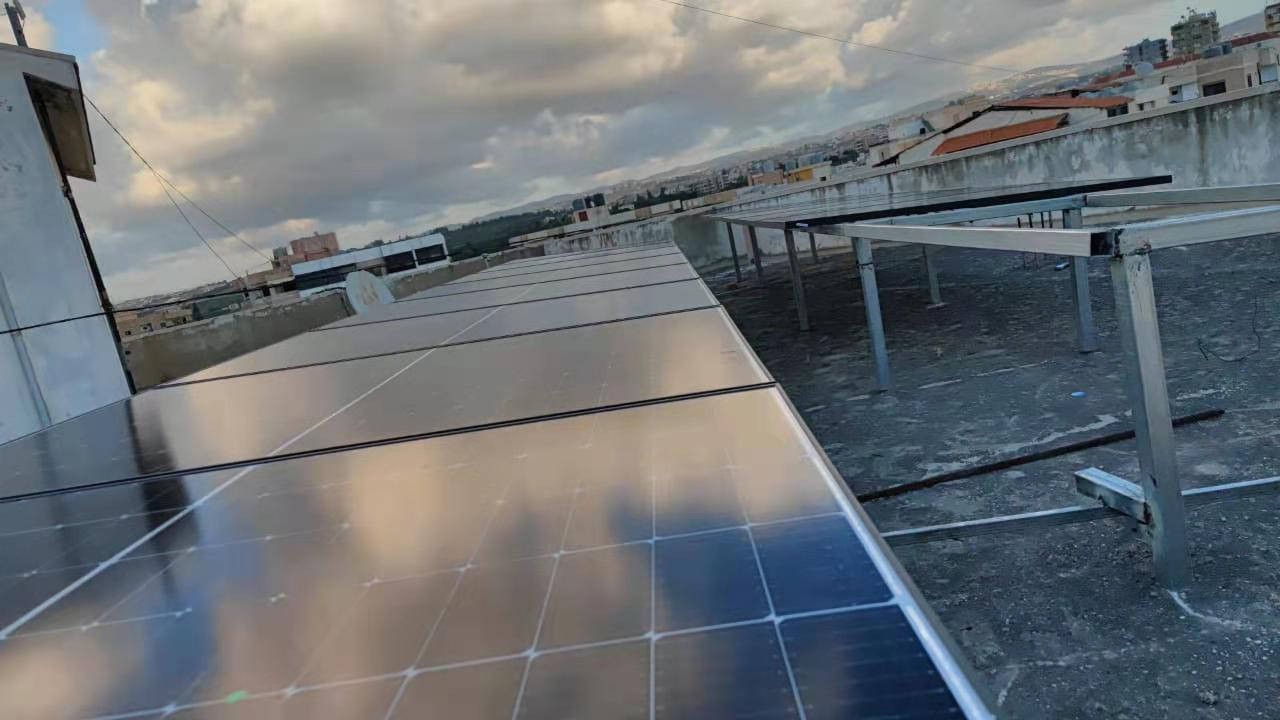 Industrial Power Renewable off-Grid All in One Energy Storage Solar Home System