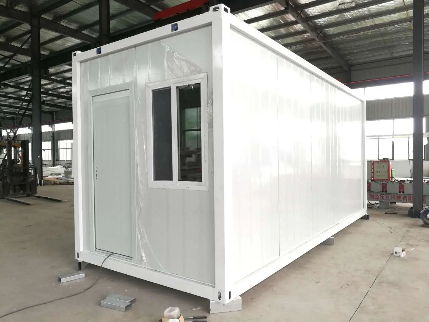 Modular house interior