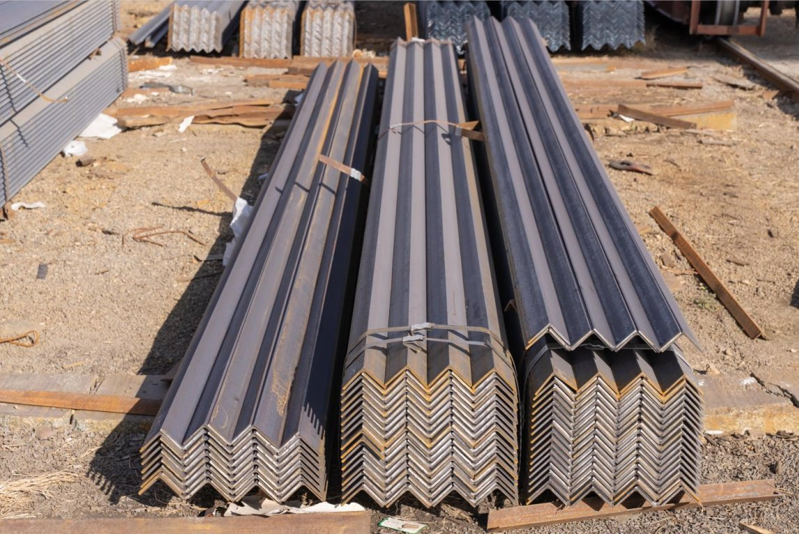 160X160X10mm Q235B Steel Angle Bar Equal Unequal Angle Hot Dipped Galvanized Steel Angle Bars