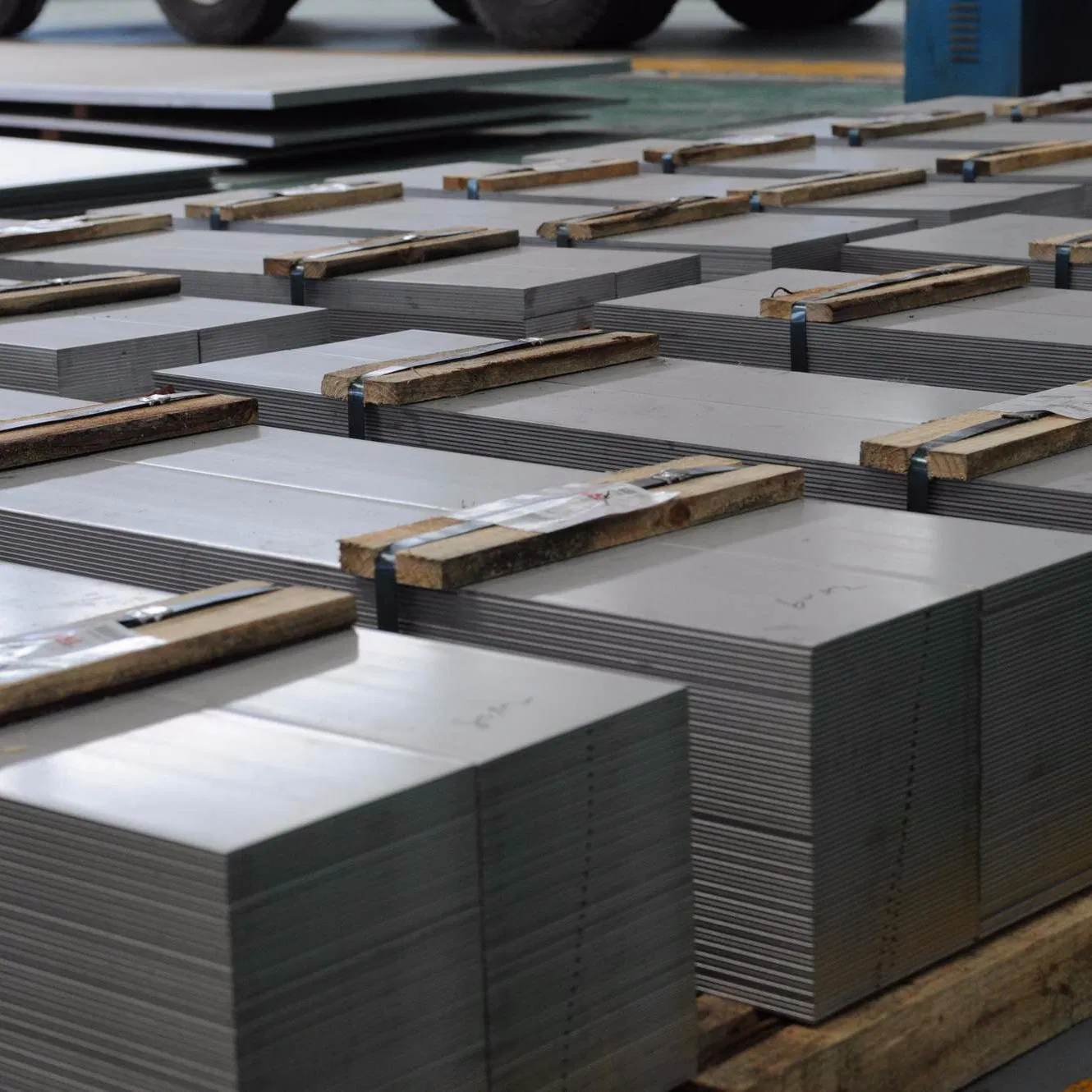 Stainless Steel Flat Bar AISI 304 Manufacturer