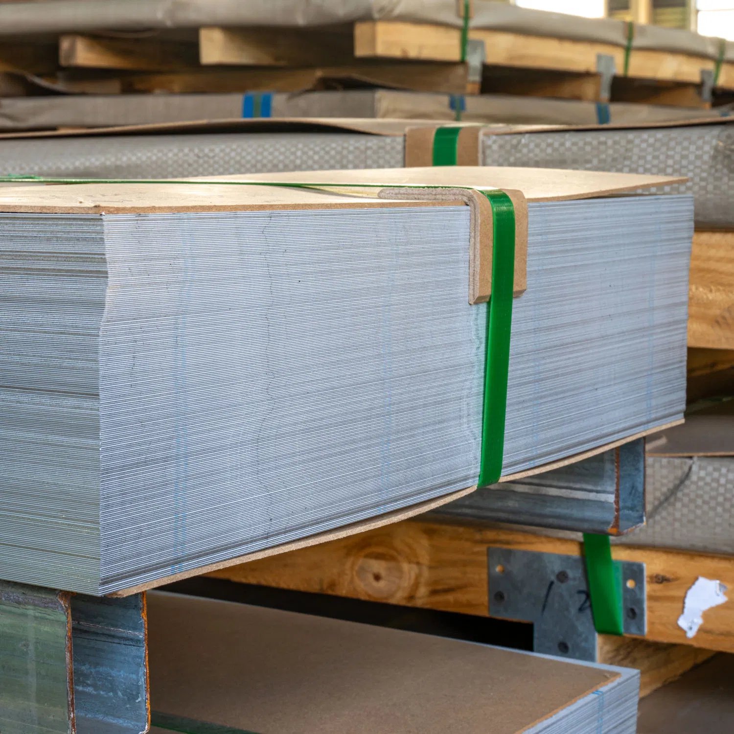 304L No. 4 Stainless Steel Sheet (ASTM A240 / EN 1.4307) - Cold Rolled for Industrial Applications