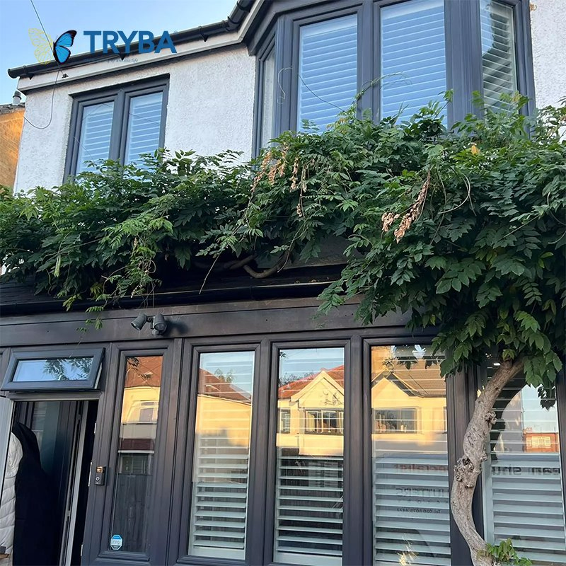 High Impact Anti-Fall Device Anti-Static Coating UPVC Tilt and Turn Window