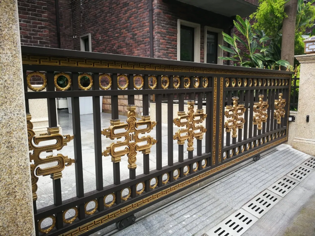 Chinese Traditional Aluminum Sliding Automatic Gate House Motorized Patio Entrance Door