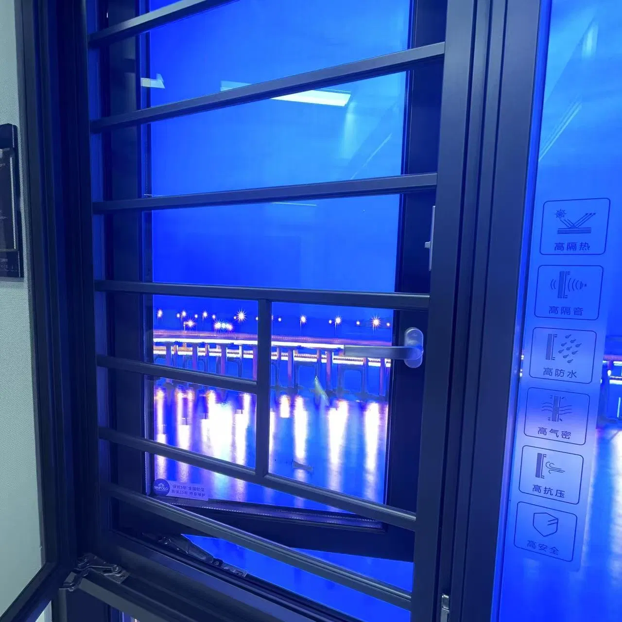 Sinpolo Minimalist Windows for Modern Casement Design Casement Windows Awning Window