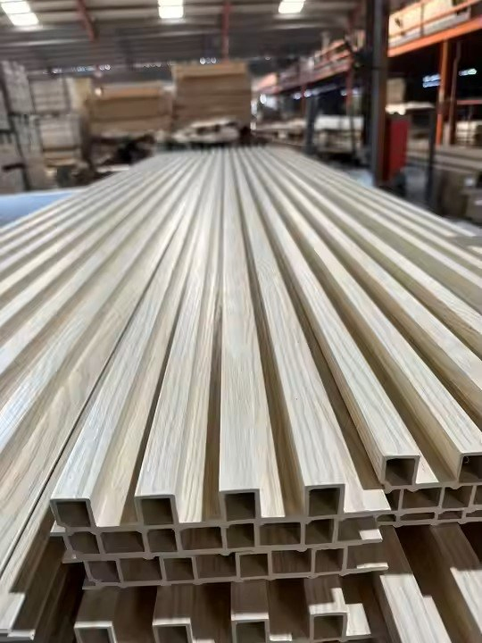 Thermal-Insulated Grille Wall System for Energy Efficient Buildings