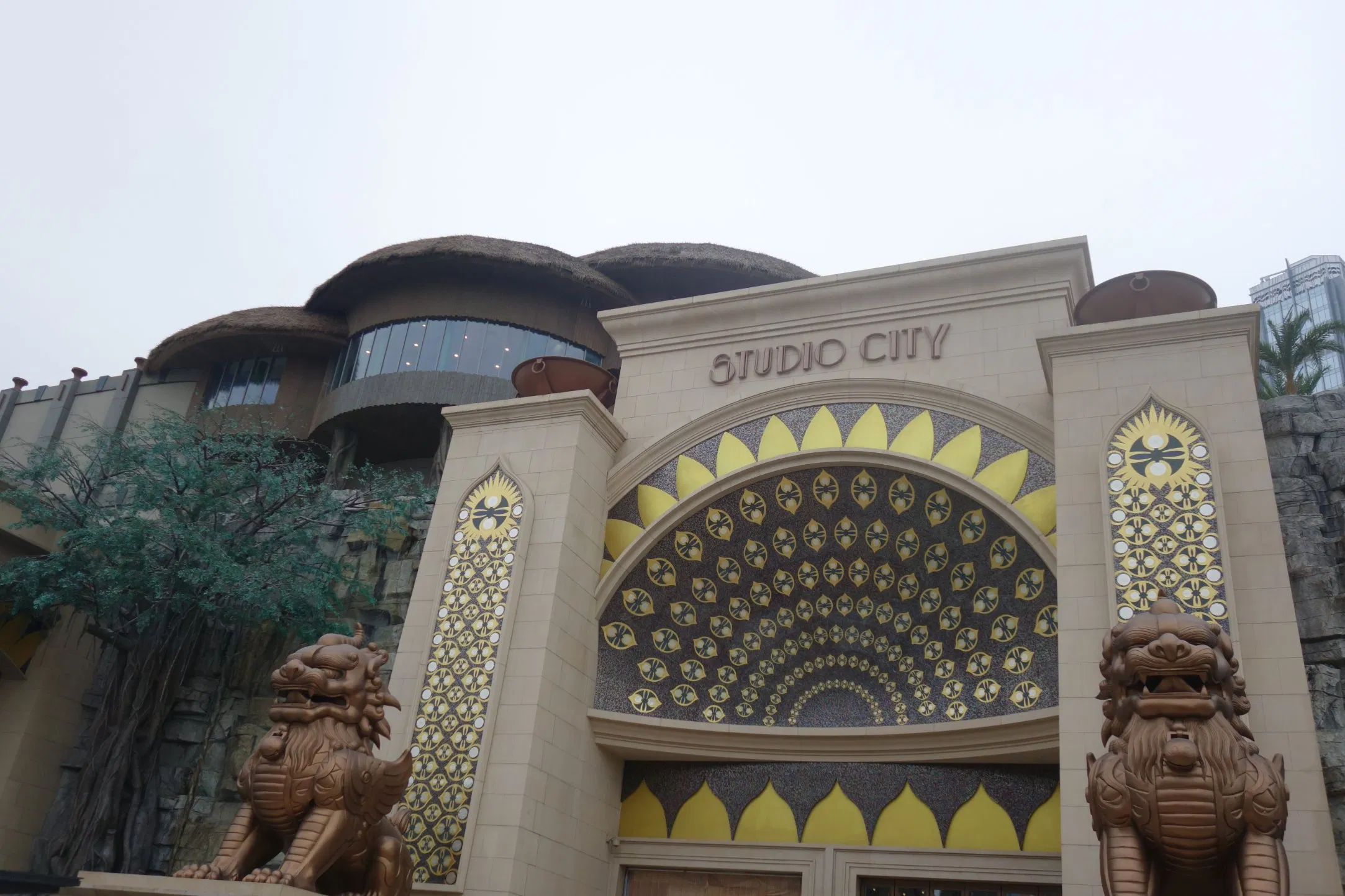 Double Lock Standing Seam Roofing, Wall System-Villa, Resort, Hotel, Apartment, Park