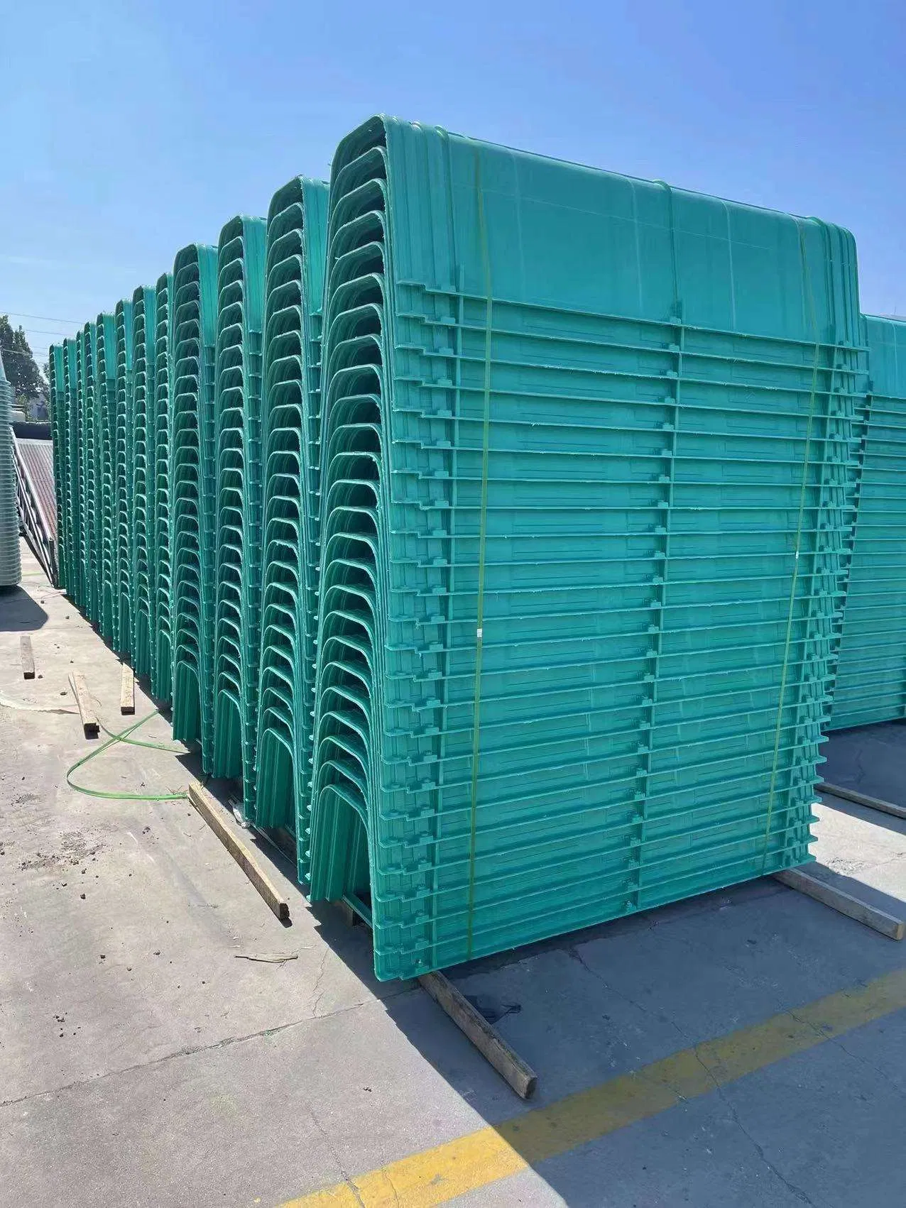 Premium Corrosion-Resistant Fiberglass Drainage Ditches for Efficient Sewage Management