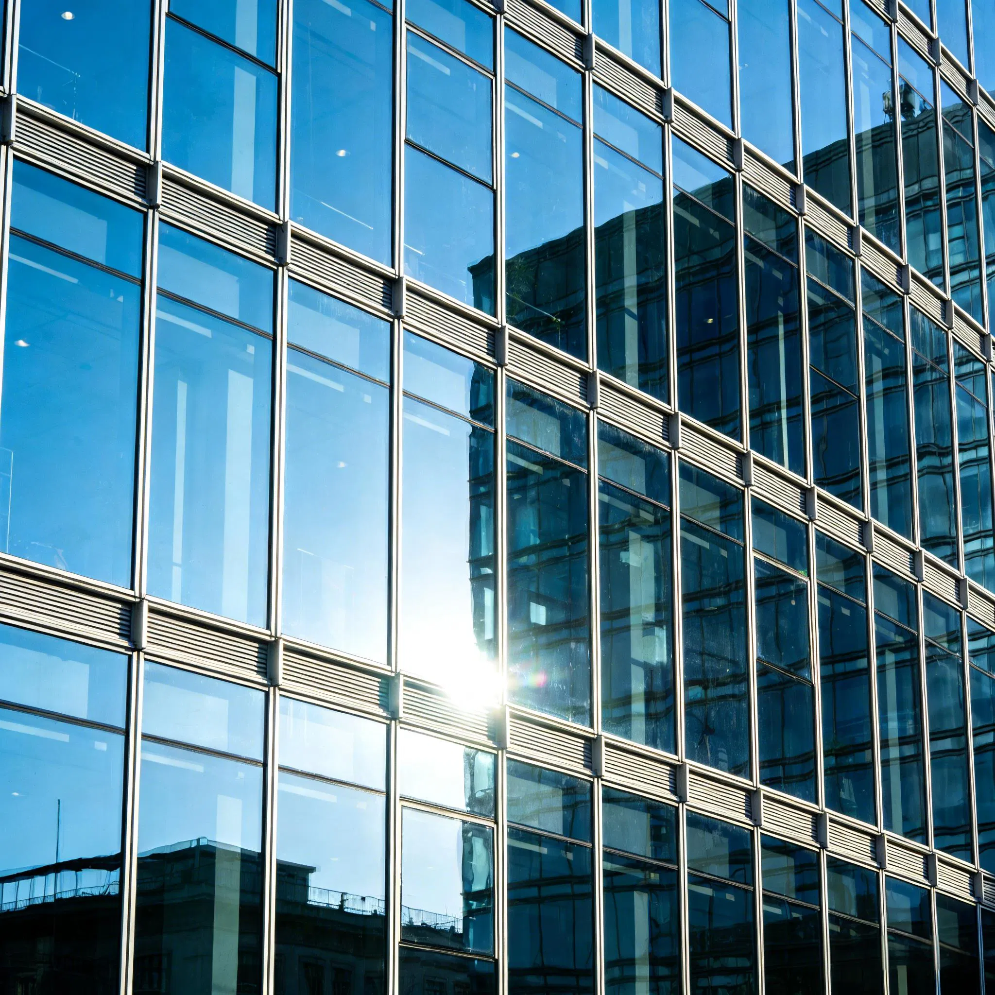 Sleek Glass Curtain Wall System with Hidden Frame in Aluminum Alloy