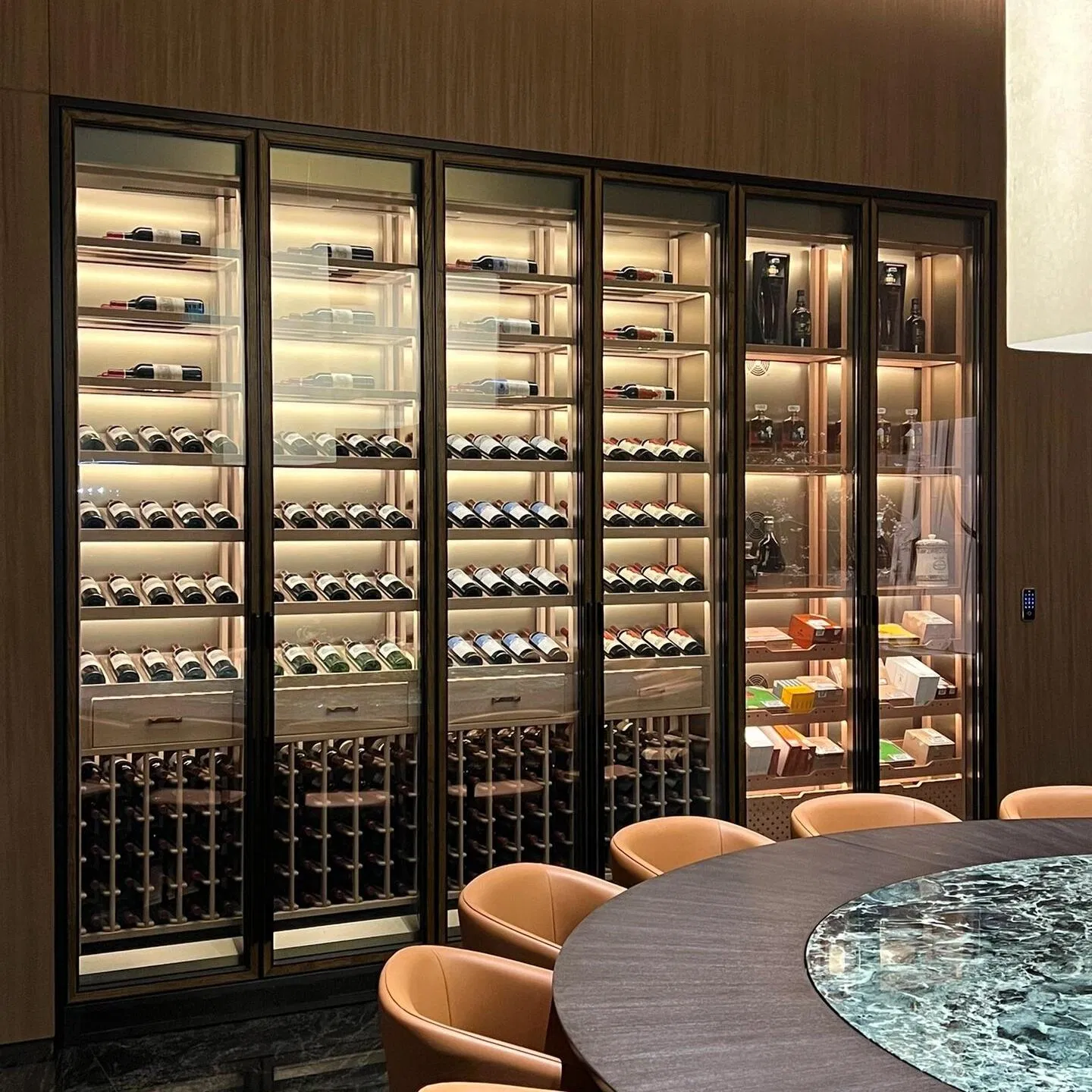 Innovative Wine Storage Solution with Temperature Regulation Technology