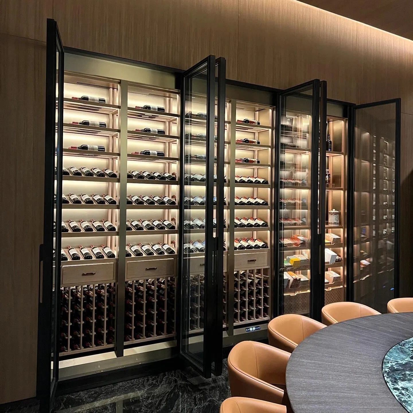 Innovative Wine Storage Solution with Temperature Regulation Technology