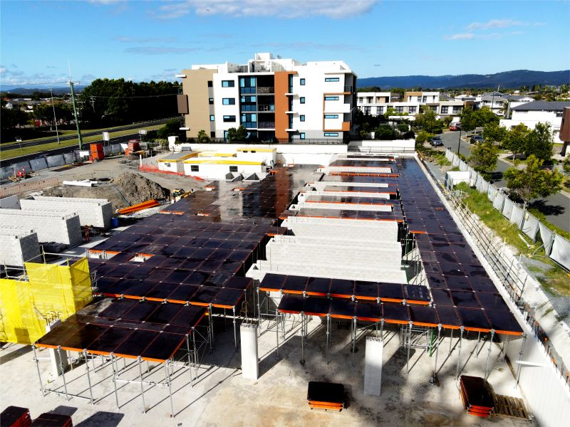 Skydeck Dock with Bamboo Plywood Material for Sustainable Building