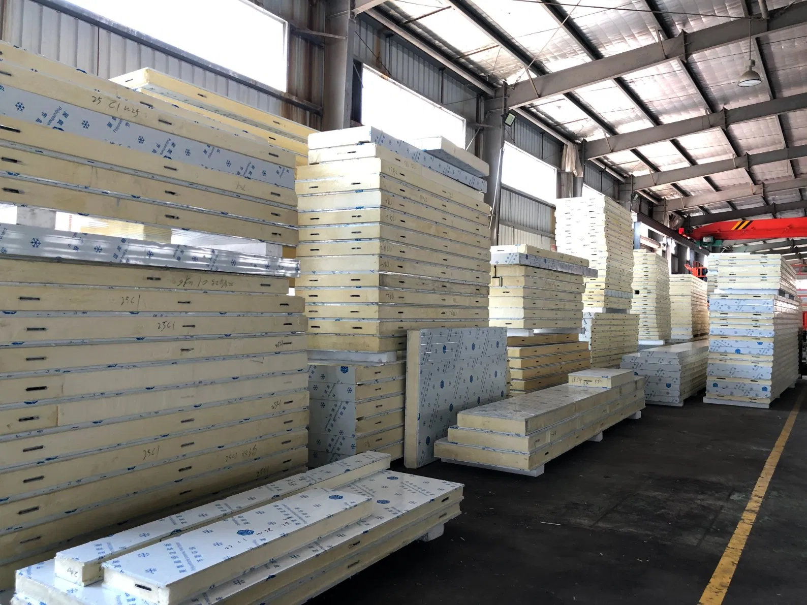 Durable Cold Storage Solutions for Commercial Freezer Applications