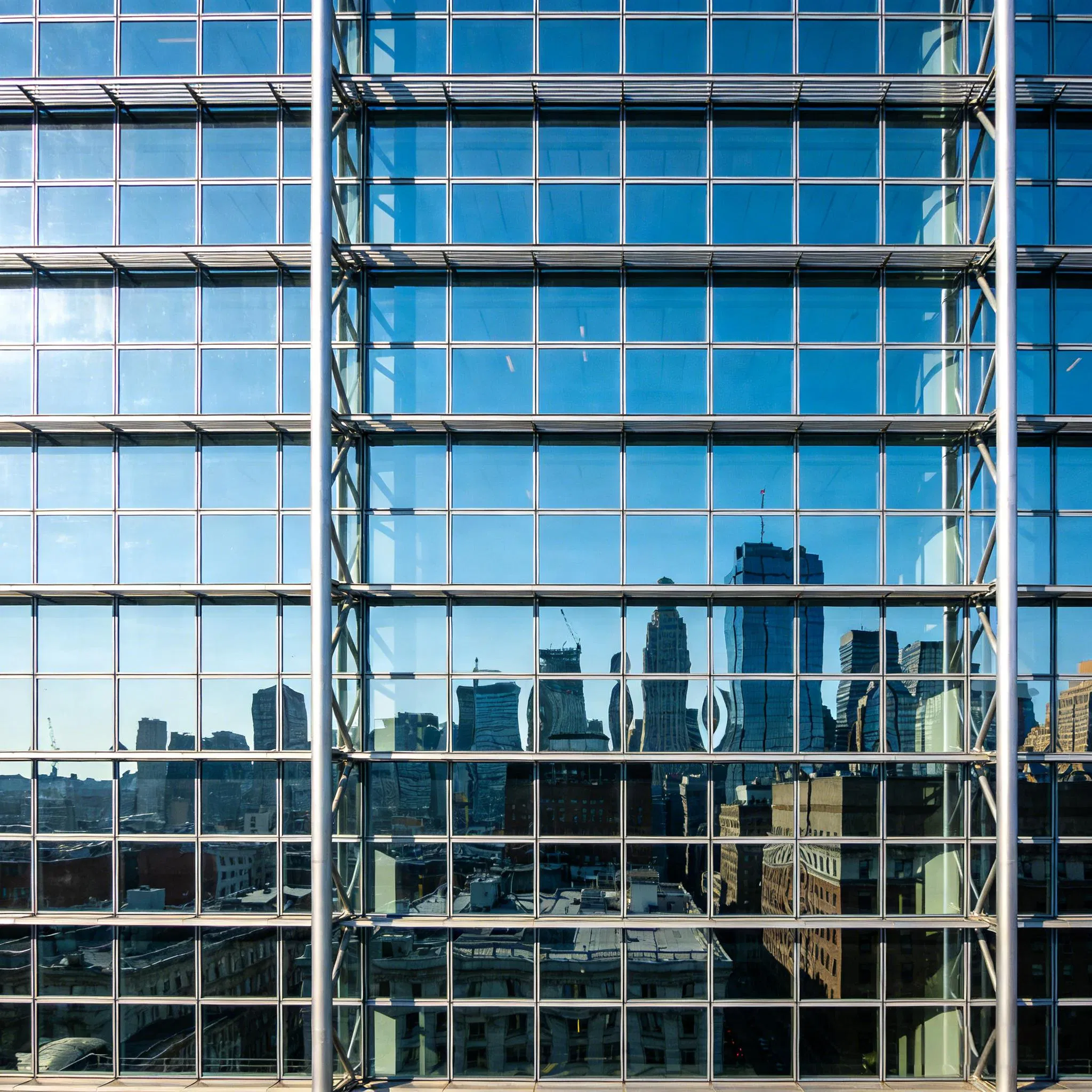 Elegant Glass Curtain Wall System in Aluminum Alloy with Exposed Frame