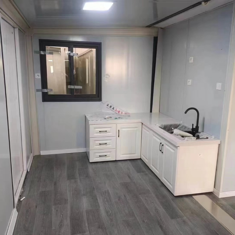 Versatile Portable Tiny Home: Expandable Prefabricated Cabin Solution