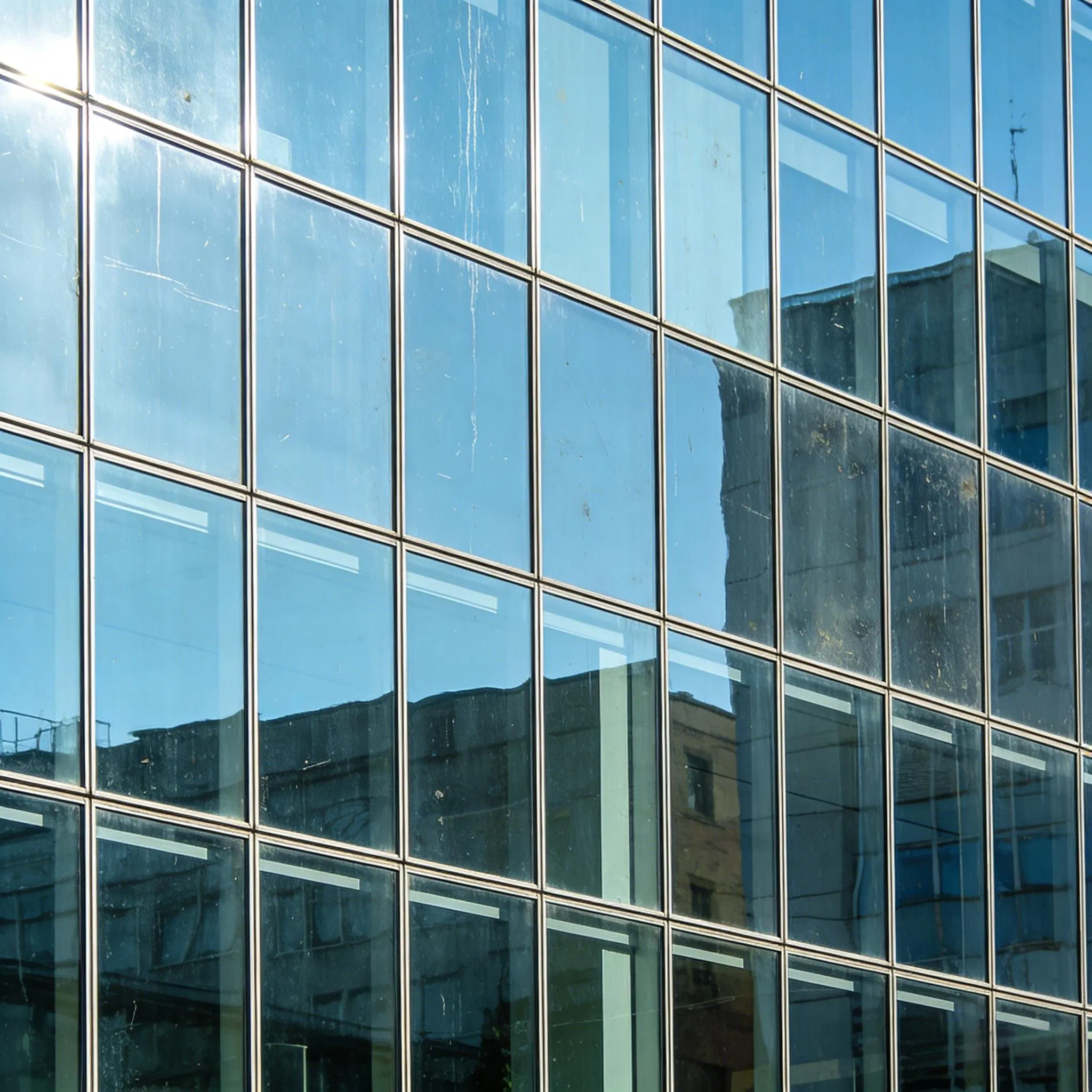 High-Performance Glass Curtain Wall System with Exposed Frame Options