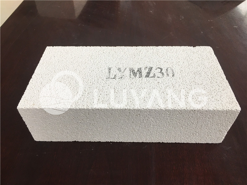 G26 Thermal Heat Insulation Furnace White Refractory Raw Materials CF Insulation Bricks