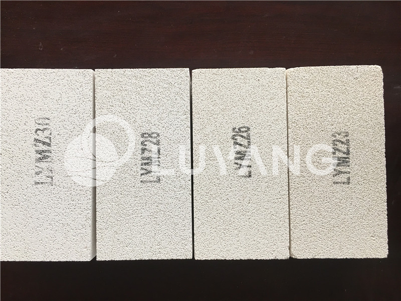 G26 Thermal Heat Insulation Furnace White Refractory Raw Materials CF Insulation Bricks