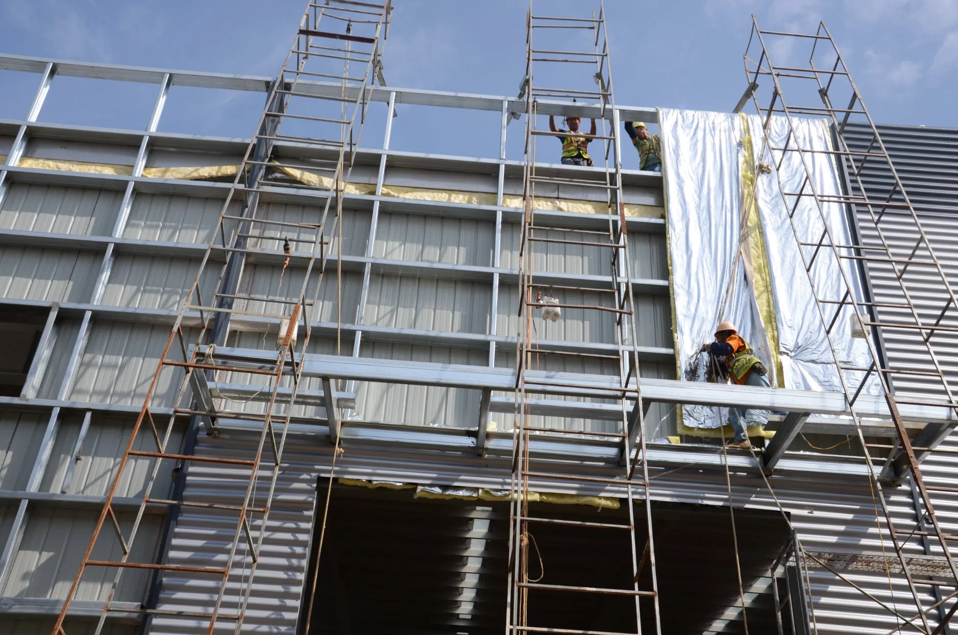 Quick Installation Multi Light Steel Prefabricated Steel Structure Building Warehouse