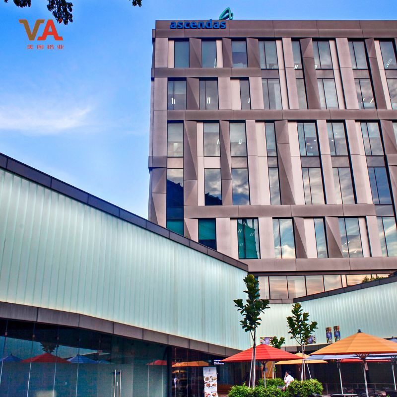 Factory Price Aluminum Alloy Glass Wall Partition Energy Saving Soundproof Reflective Low-E Insulated Glass Curtain Wall System