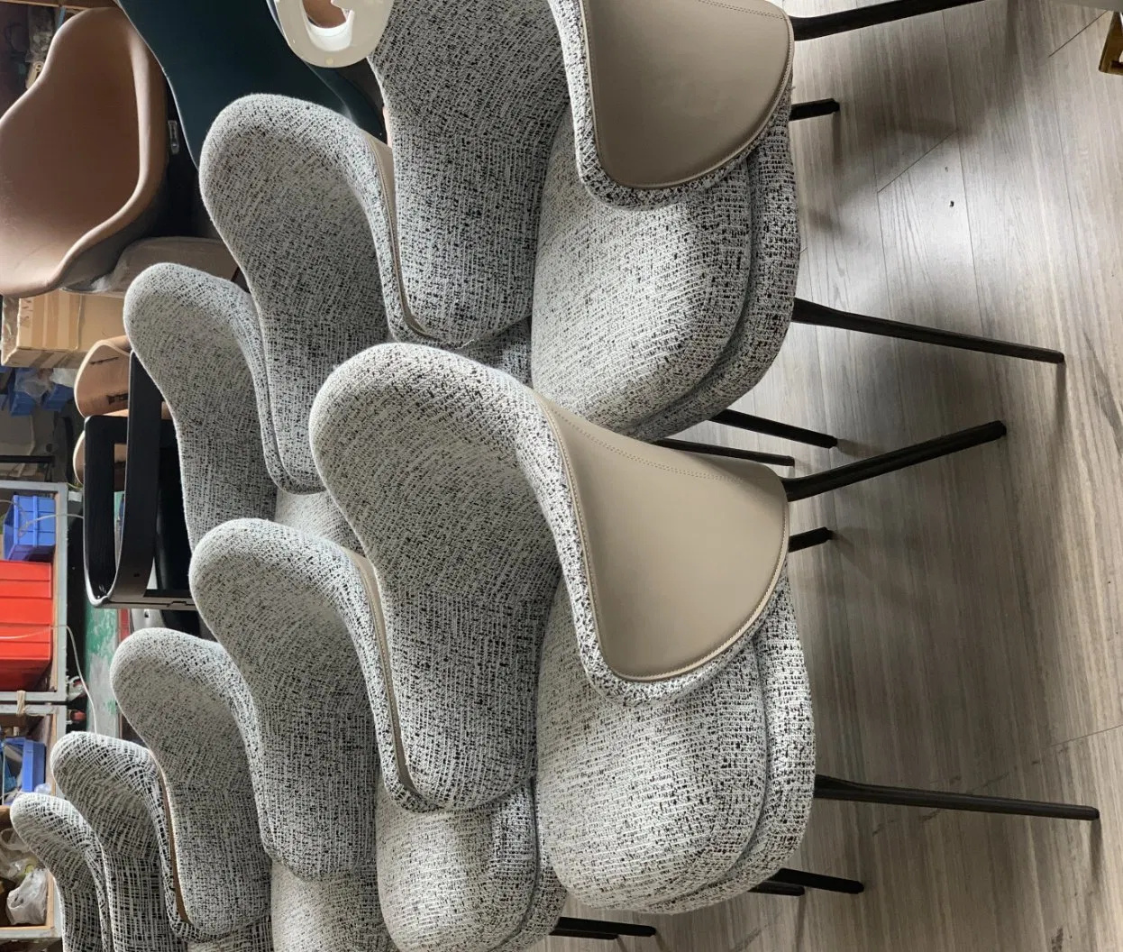 2024 New Design Angie Armchair for Fabric Dining Room with Solid Aluminum Base