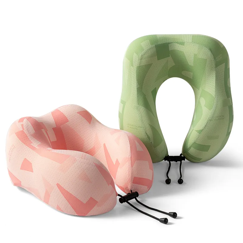 Travel Pillow Detail 6