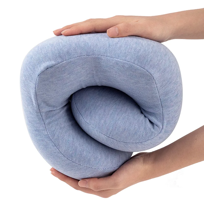 Travel Pillow Detail 7