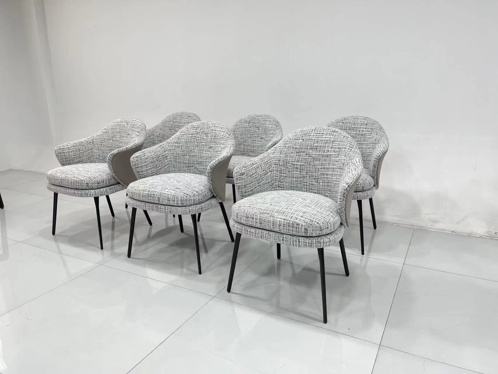 2024 New Design Angie Armchair for Fabric Dining Room with Solid Aluminum Base