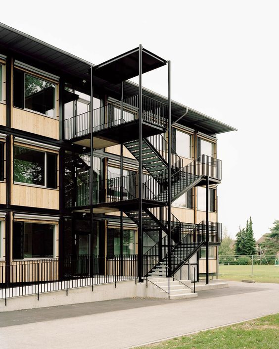 Standard Rapid Assembly of Prefabricated Container Mobile Homes for Versatile Applications.Assemble Containers Flat Packaging, Folding Containers. Mobile Homes,