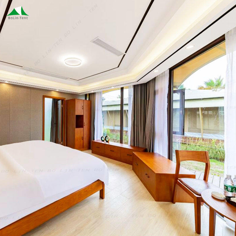 Luxury Waterproof Safari Glamping Tent with Spacious Living Room