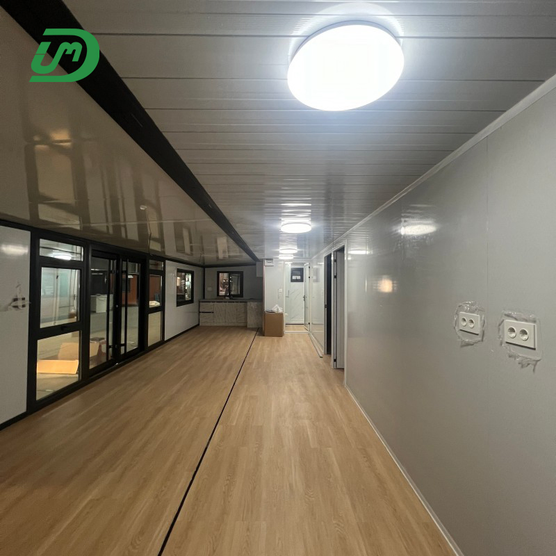 Eco-Friendly 40FT Prefab Unit with Optional Balcony Modular Container Home