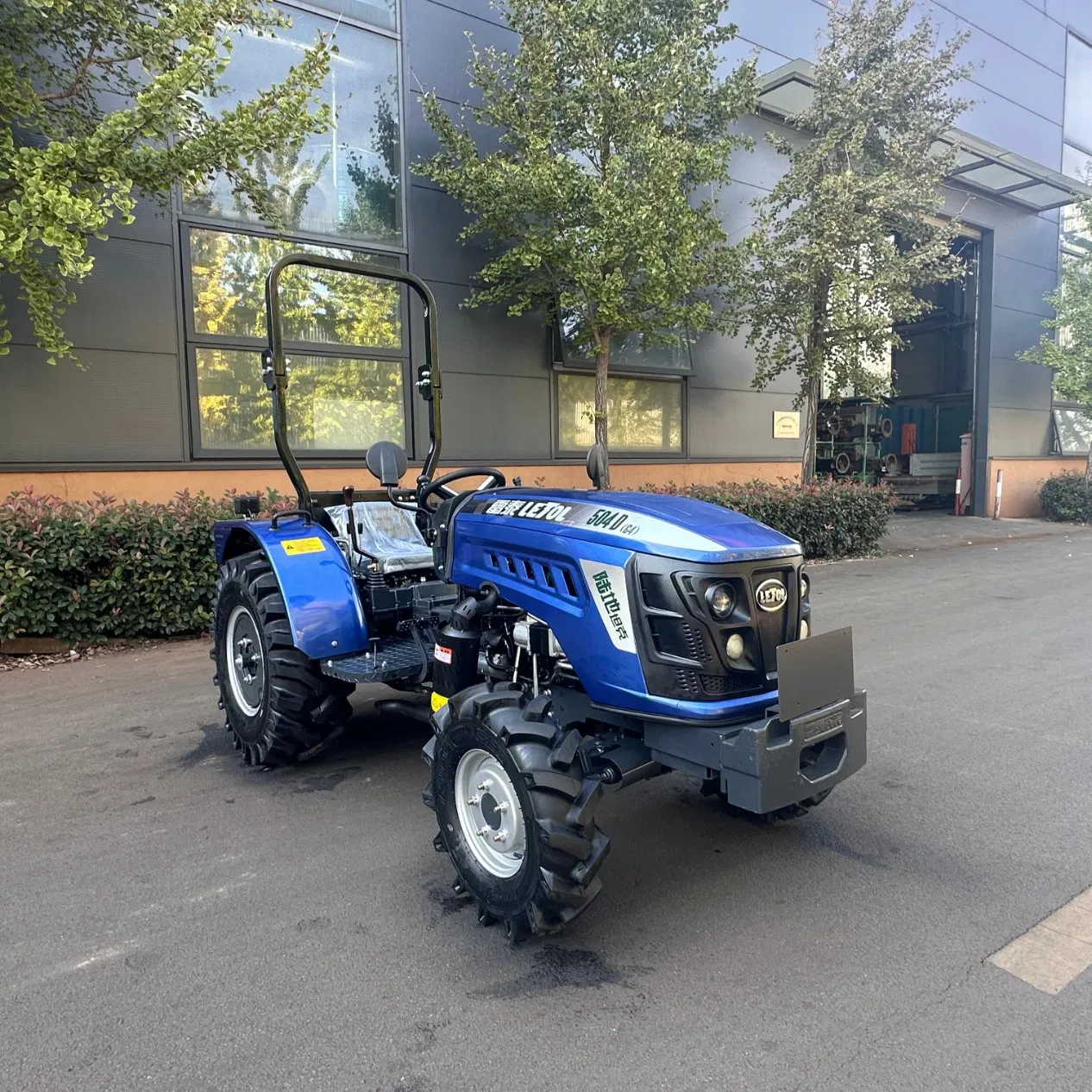 China-Made 4WD 80HP Minitractor with Full Hydraulic Steering System