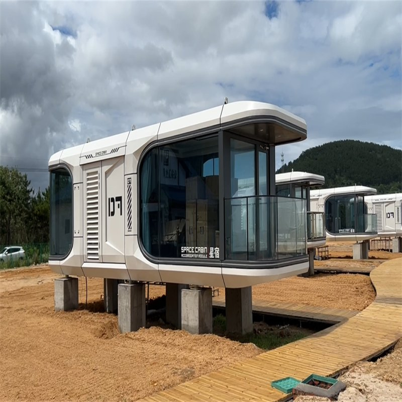 Modular Outdoor Space Capsule House Factory Price Fashion Modern Mobile Hotel Tiny Apple House Prefabricated Steel Structure Cabin with Bedroom Prefab House