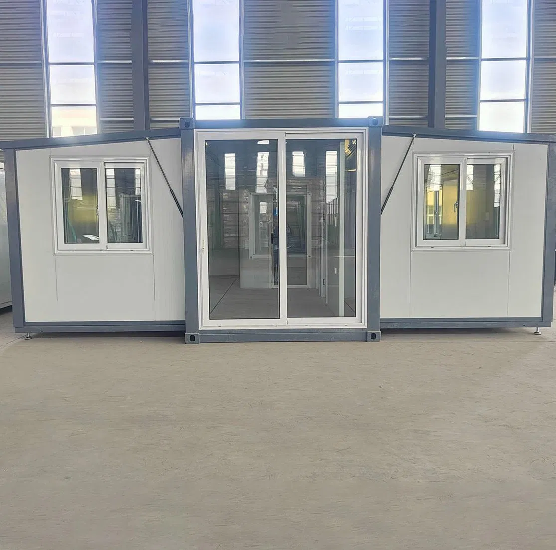 Modern Prefabricated Steel Container Office Building Modular Home Expandable Folding Portable Eco-Friendly Fast Install