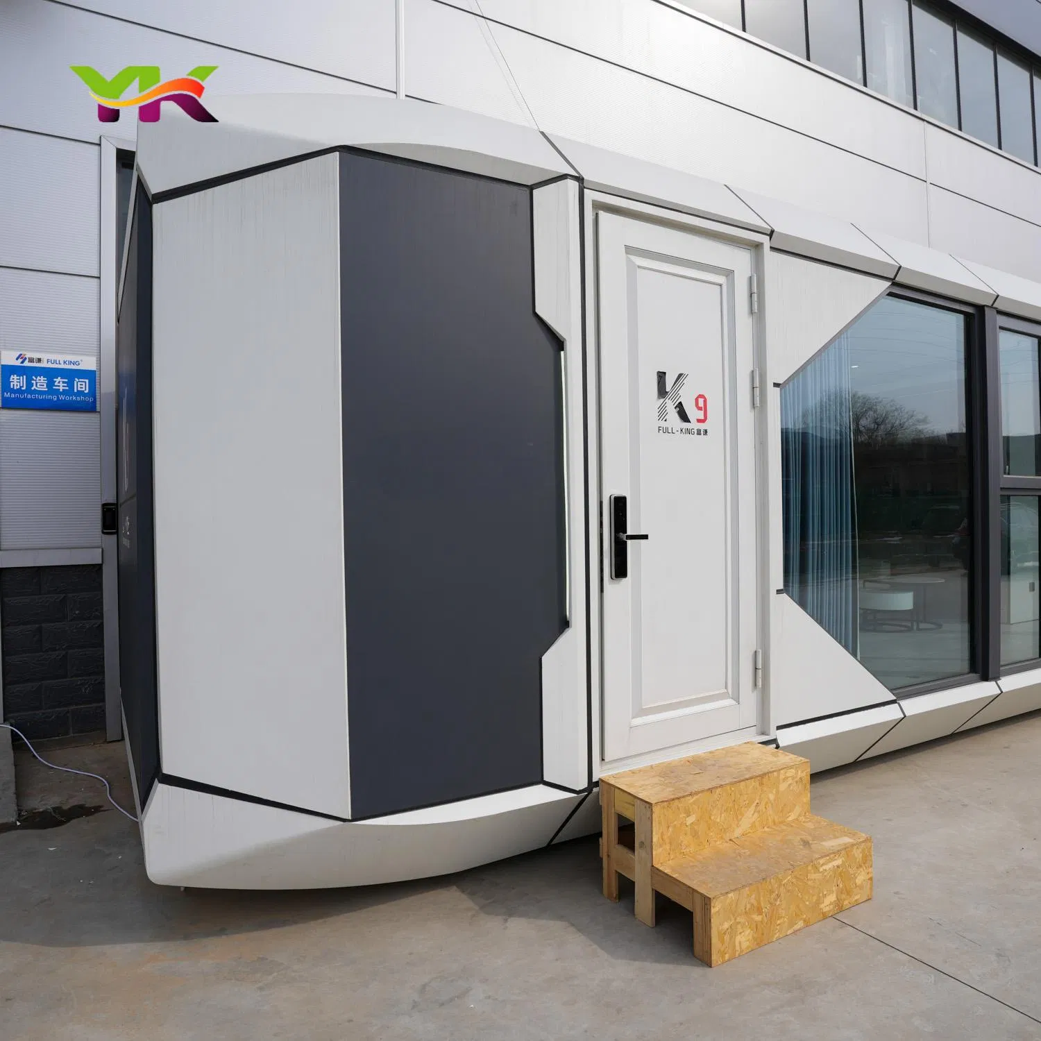 Eco Friendly Space Capsule House Price Modular Capsule Tiny House Container Prefabricated Apple Cabin Mobile Home