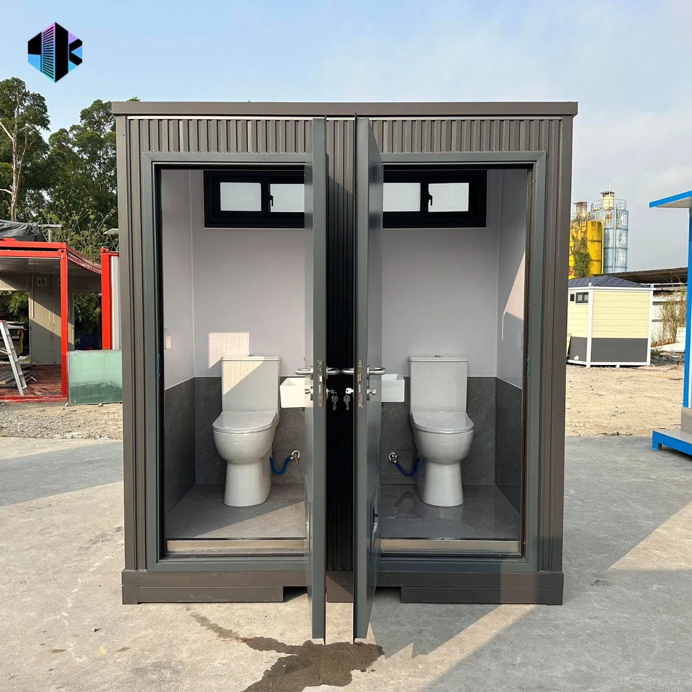 Outdoor Prefabricated Single/Double Containerized Portable Toilet