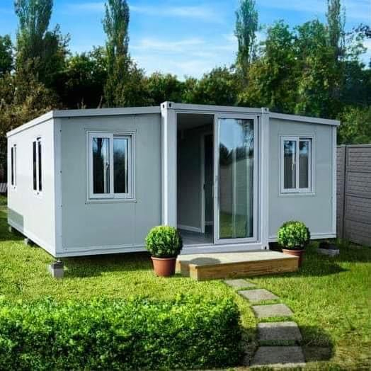 Quick Custom Assembly Prefabricated Mobile Stylish Modern Prefab House Innovative Expandable Container Living Solutions