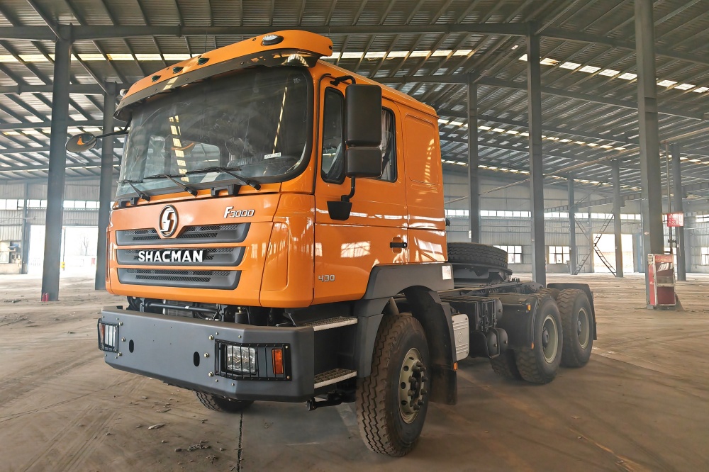 Shacman truck interior cabin