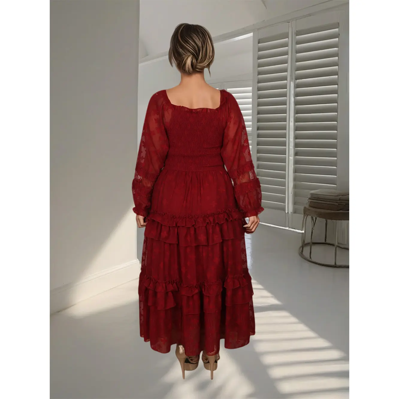 OEM Custom Square Neck Long-Sleeve Dress: Timeless Elegance for Discerning Women Manufacturers, Factory