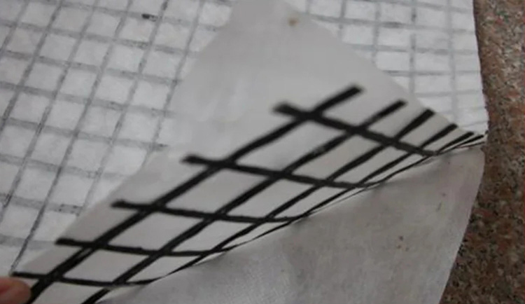 Warp knitted composite geotextile water permeability demonstration