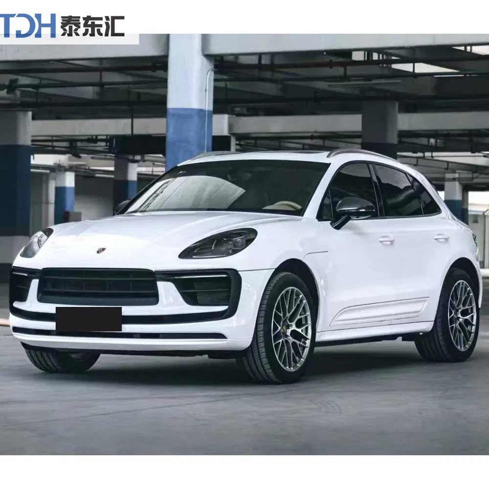 1: 1 PP Material Body Kit for Porsche Macan Including Front &amp; Rear Bumper Grille Headlights Taillights for Old to New Models
