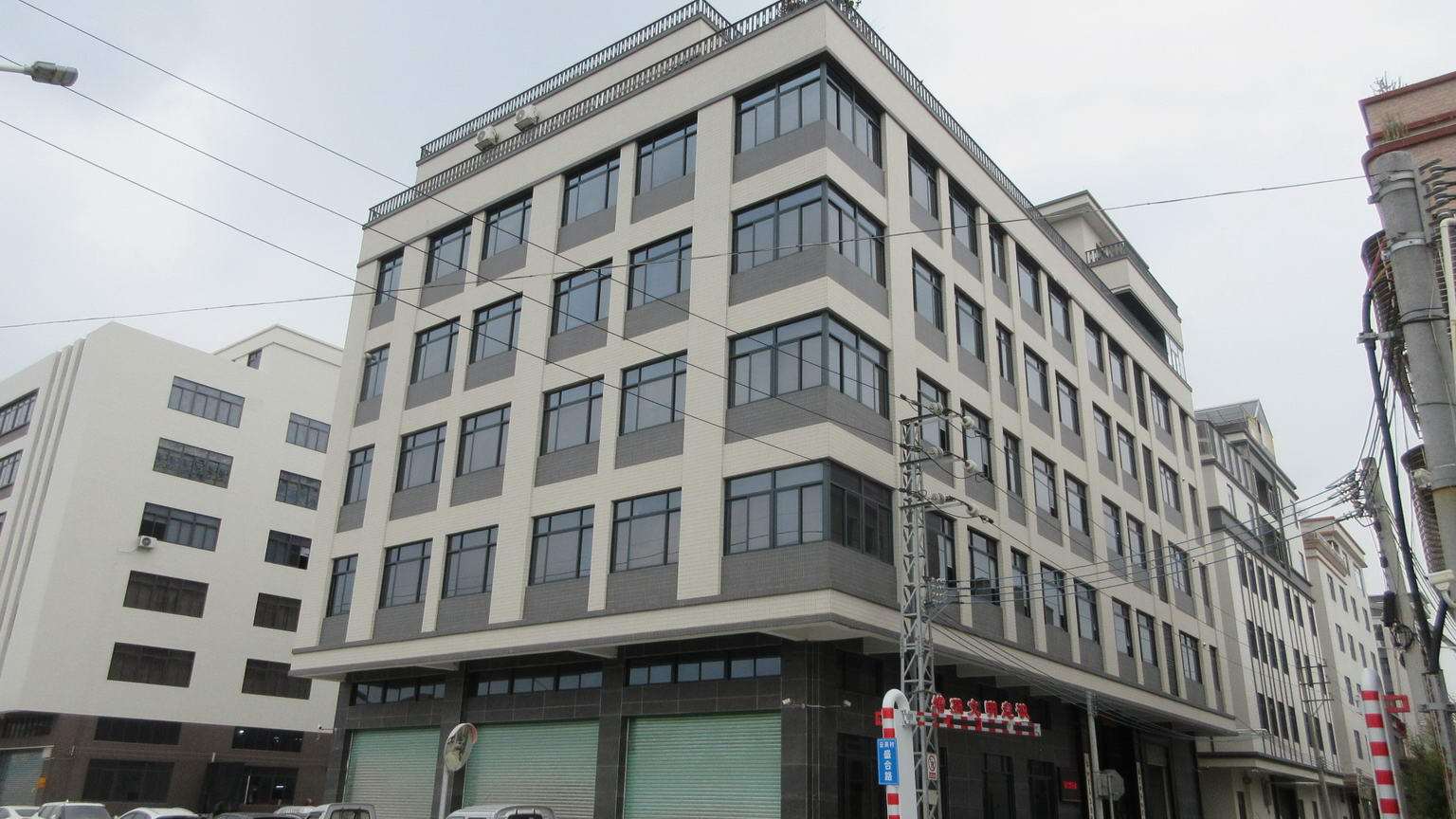 Shanghai Hoopla Toys manufacturing facility and children's ride-on toy production