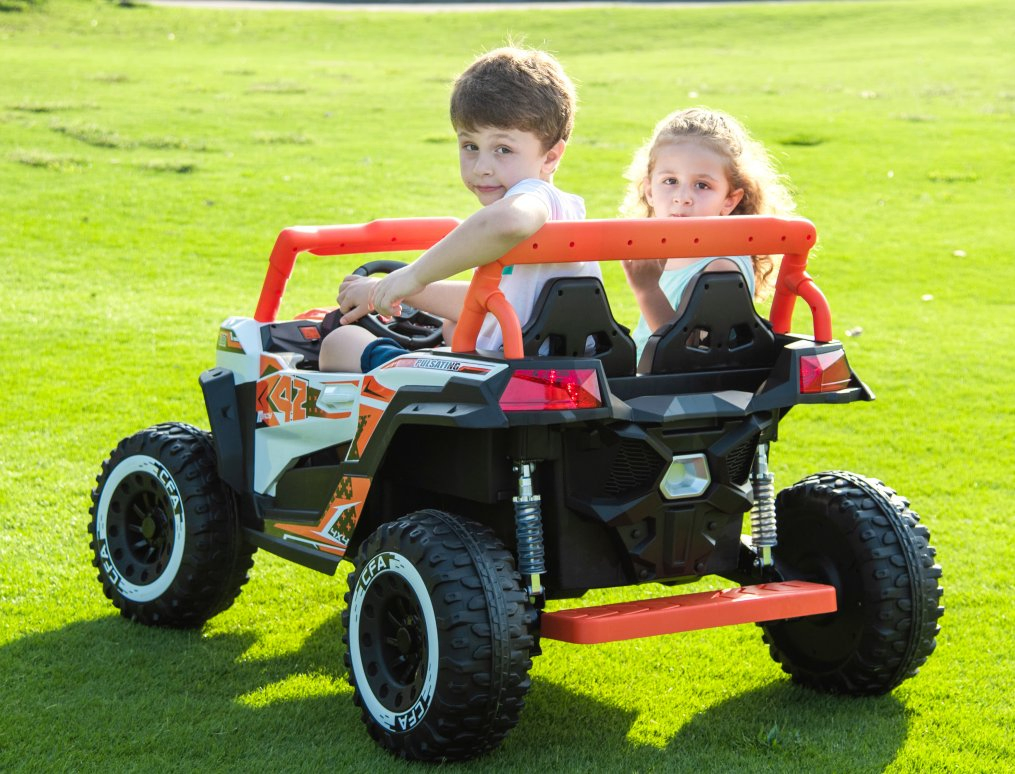 Factory Price Hot Selled Kids Electric Car Remote Control Sports Car with Four-Wheel Ride on Electric Car for Kids