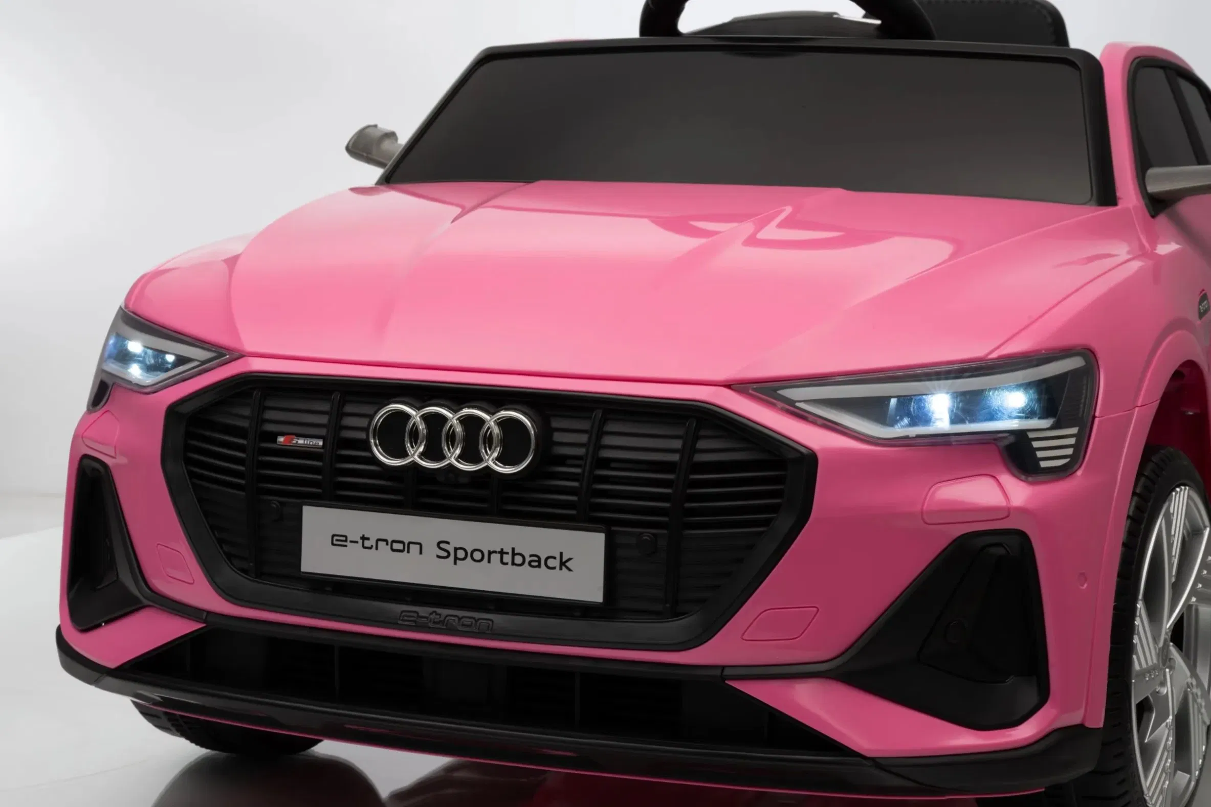 Audi E-Tron Sportback Baby Car 12V Electric Ride-on Toy for Kids