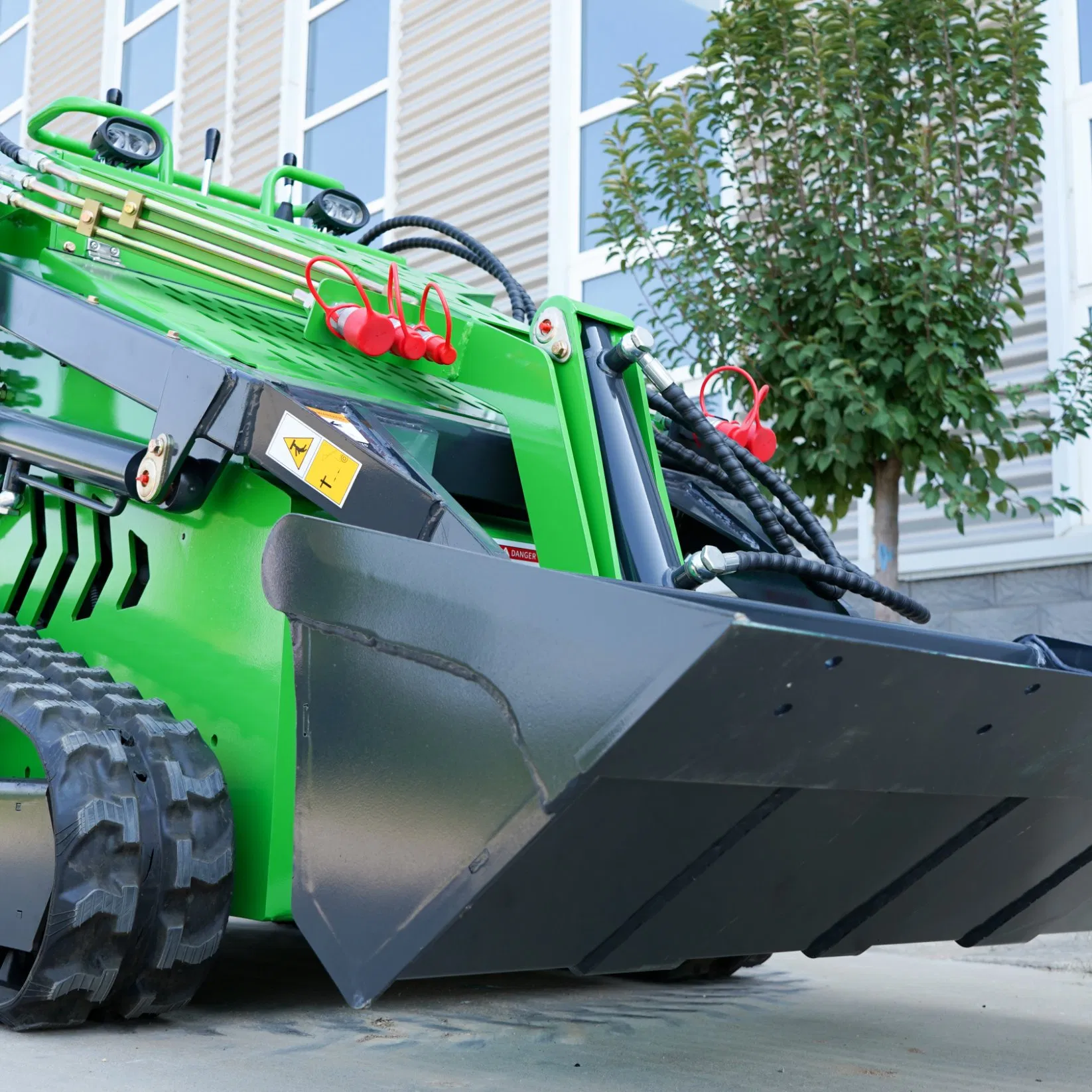 Hot Selling High-Power Mini Skid Steer Loader Free Delivery Wheel Track EPA Euro 5 for Sale