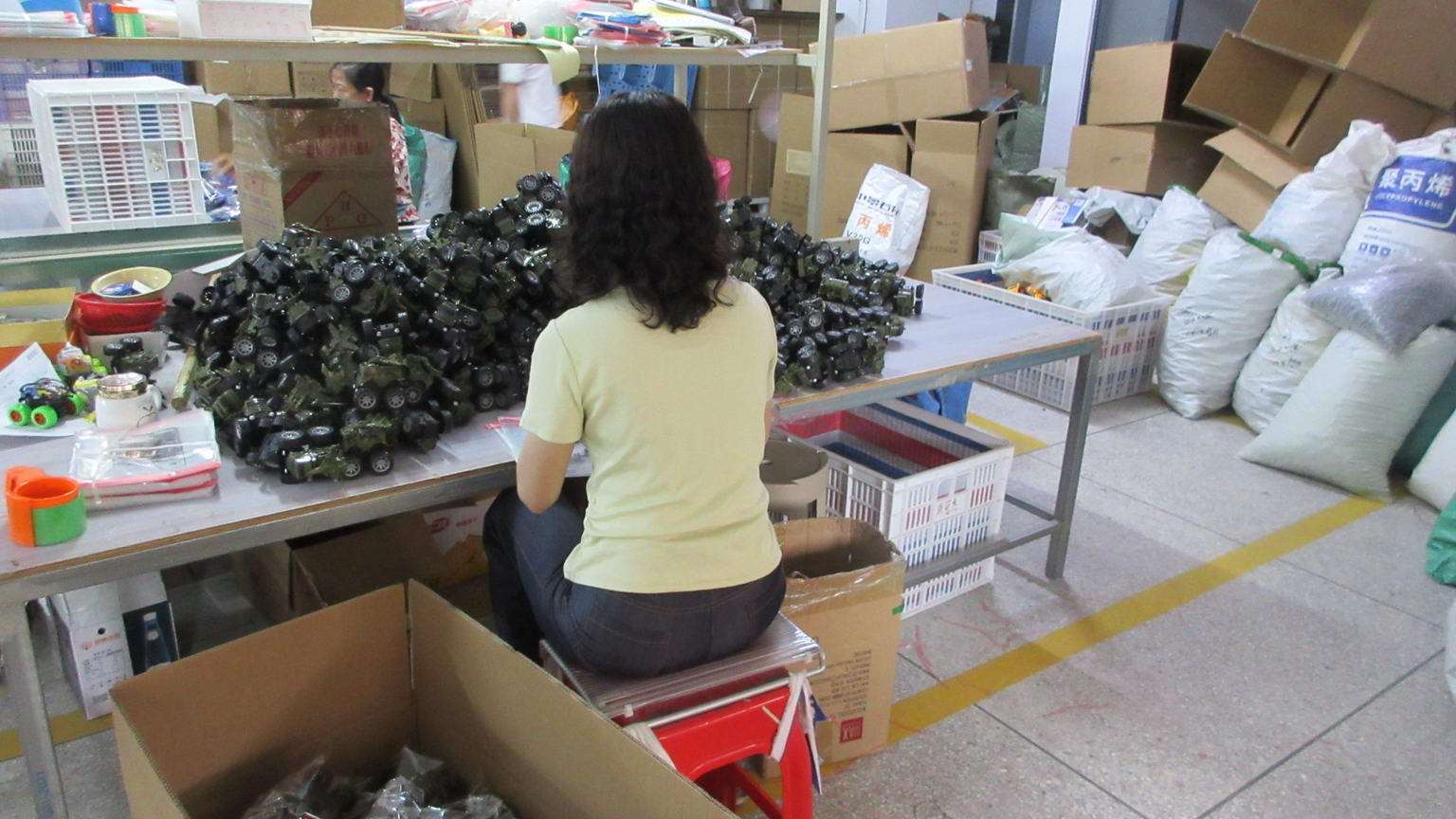 Packaging and carton preparation for Hoopla Toys ride-on toy export orders