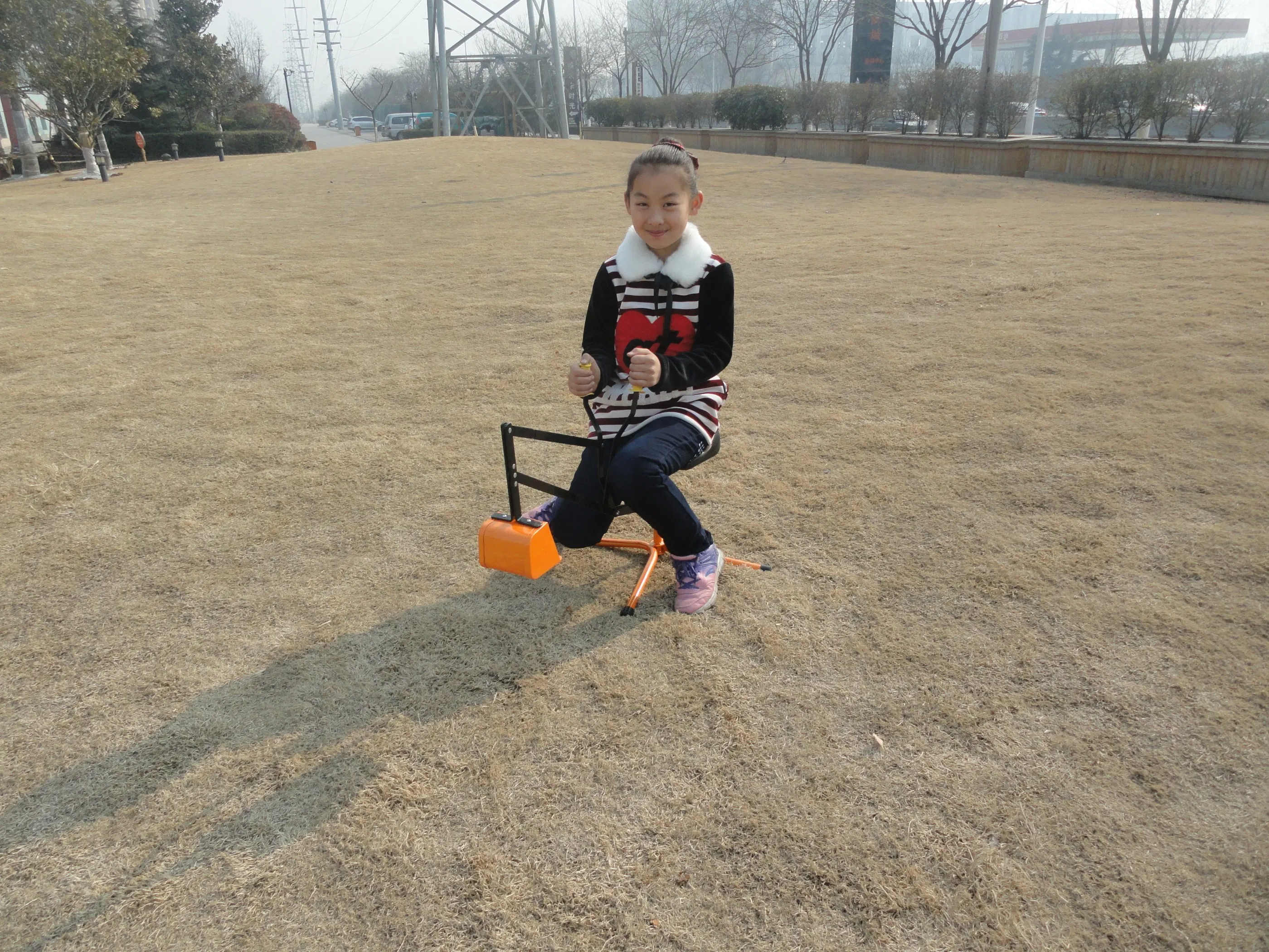 Excavator Toy 13 Channel RC Construction Vehicles Hydraulic Haulers Digger Toys Gift for 3- 10 Years Old