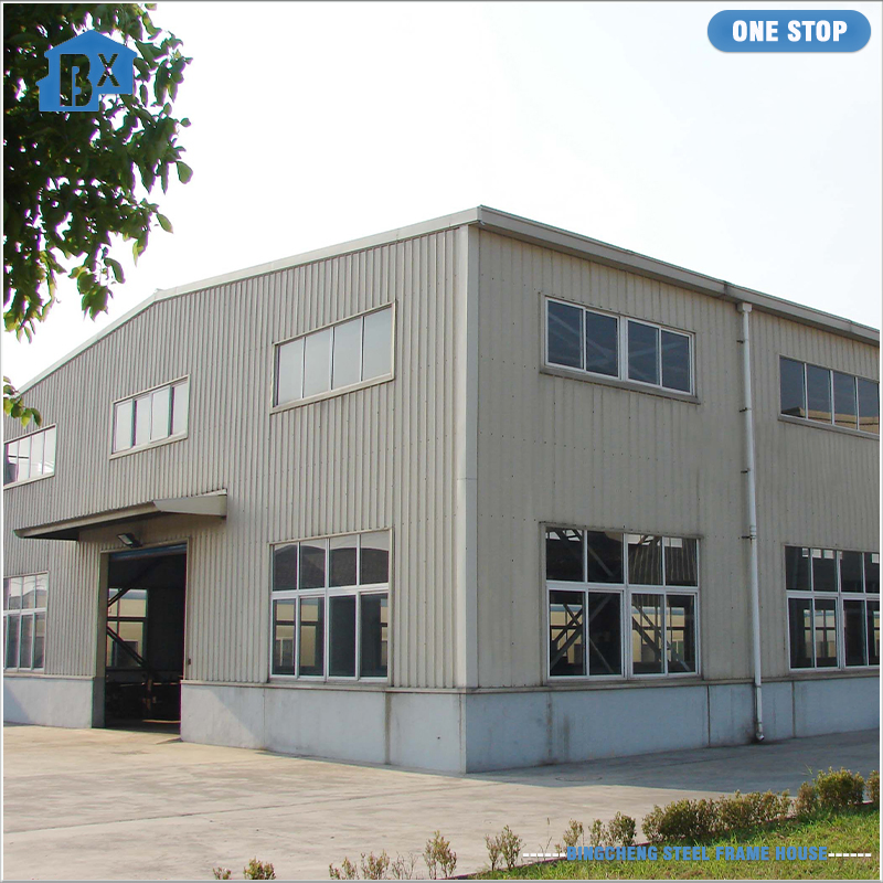 Prefabricated Heavy-Duty Steel Frame Workshop Featuring Spacious Interior Layout